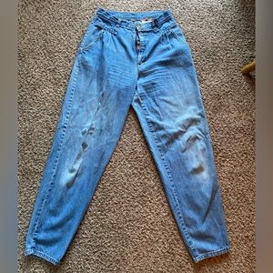 Vintage high waisted jeans